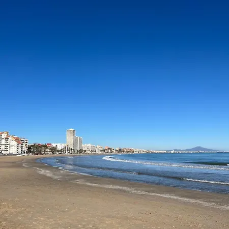 Enamora Ii, A 10 Min De La Playa Norte, Con Parking Incluido Wifi Y Smart Tive, Disfruta De De 5 Estrellas Apartment